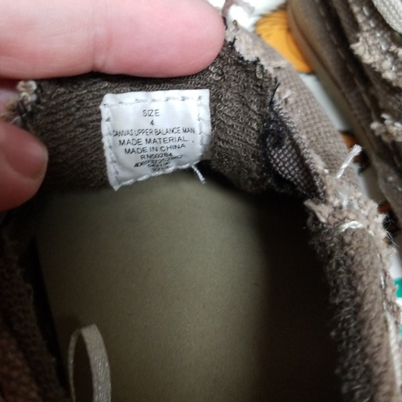 Baby shoes - Picture 2 of 3